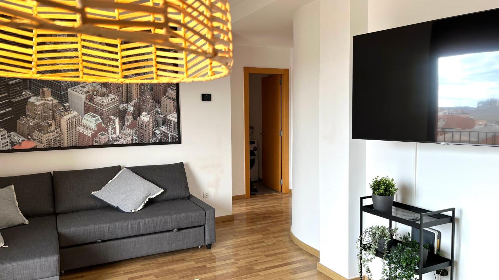 Apartamento Con Terraza By Prestigi Terrassa Exterior photo