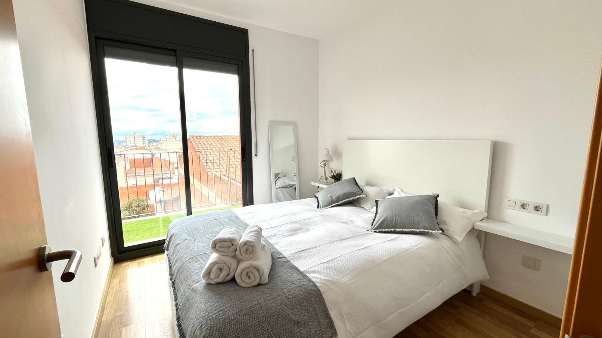 Apartamento Con Terraza By Prestigi Terrassa Exterior photo